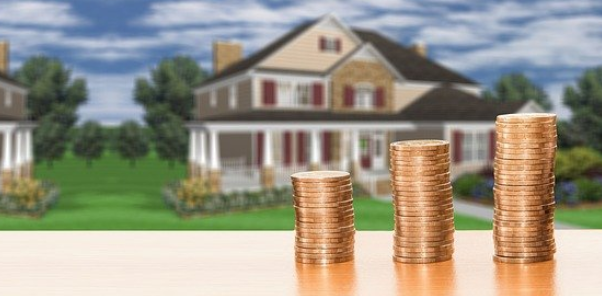 How Much Money Should I Save Before Buying A House?